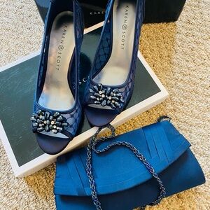 Karen Scott Blue Mesh Heels with Elegant Design